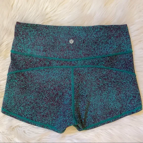 Lululemon In Movement Shorts - Size 12 - Everlux - Ditzy Spritz / Teal Media - Picture 9 of 11